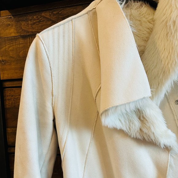 Armani Exchange White/Cream Suede & Faux Fur Jacket Coat - Picture 2 of 8